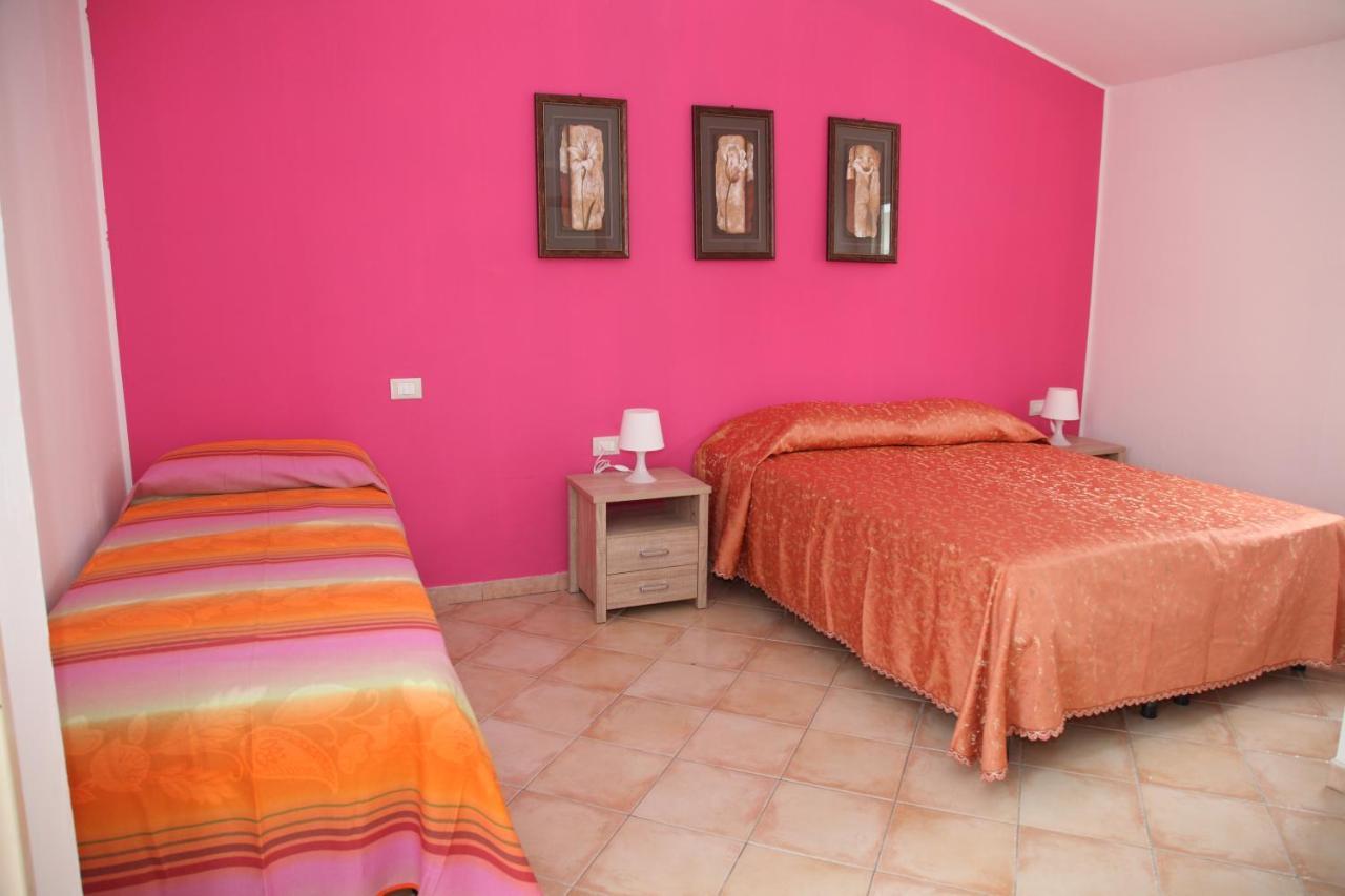 Villaggio Simenzaru Mongiove Luaran gambar